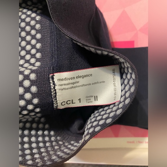 Mediven Elegance Regular Top Band AG/Thigh cB 20-22- NoM M Sp/Closed Toe In Navy - Picture 2 of 8